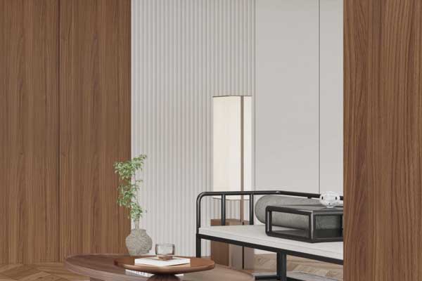 Quels sont les détails à surveiller pour l'installation de portes en bois massif?